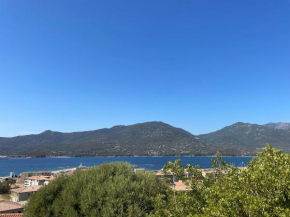 Charmante petite maison avec magnifique vue mer